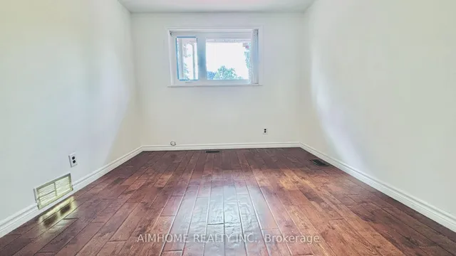 Additional image 21 of 19 Sunderland Cres