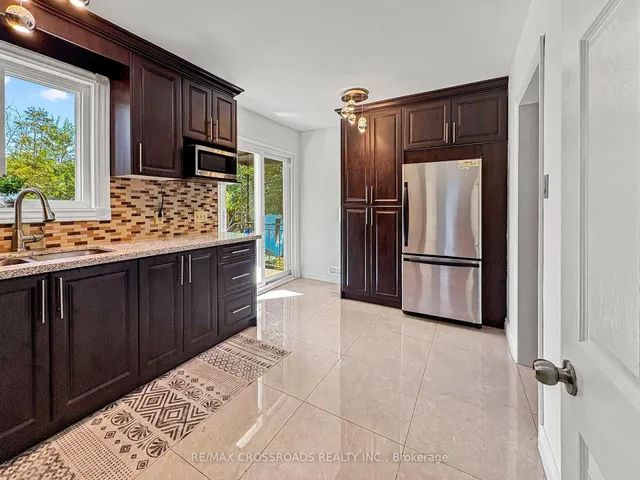 Additional image 9 of 46 Ronway Cres