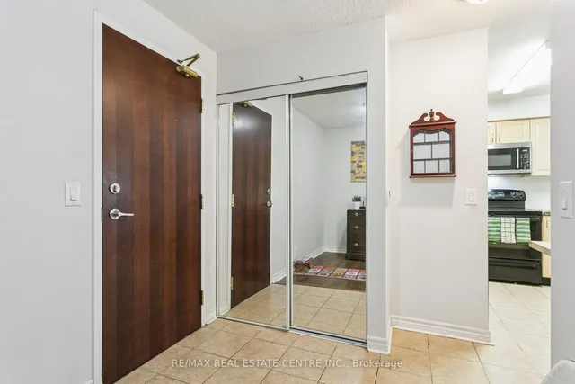 Additional image 10 of 5 Michael Power Pl Unit 304