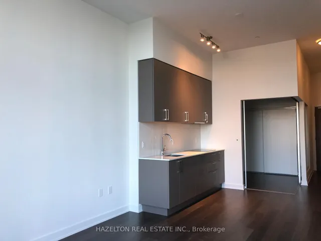 Additional image 4 of 27 Bathurst St Unit 212W