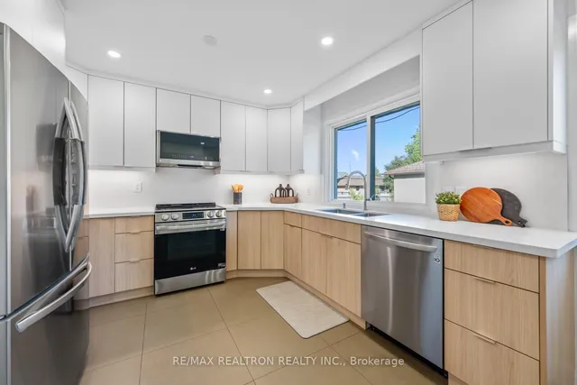 Additional image 14 of 11 Artreeva Dr