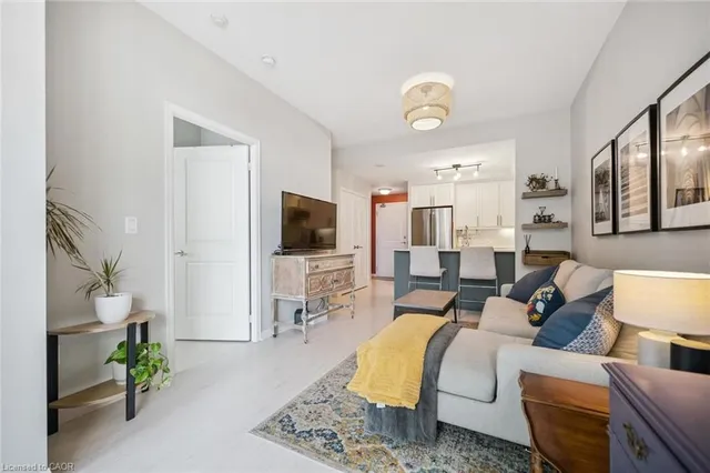 Additional image 9 of 85 East Liberty St Unit 1712