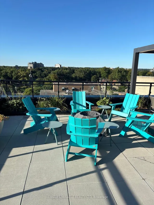 Additional image 39 of 60 Charles St Unit 1001