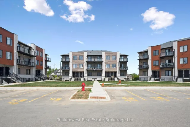 Additional image 23 of 10 South Creek Dr Unit 34