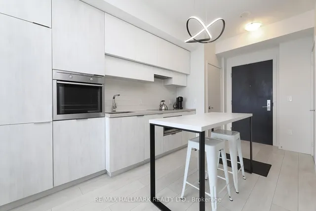 Additional image 6 of 8 Eglinton Ave Unit 5009