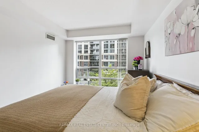 Additional image 35 of 5 Michael Power Pl Unit 304