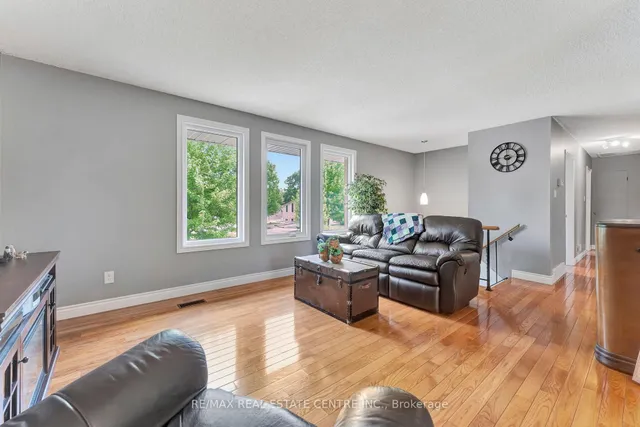 Additional image 9 of 11 Brassey Crt