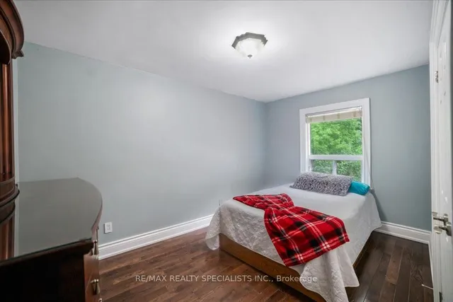 Additional image 11 of 26 Edinborough Crt