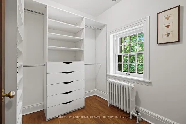 Additional image 34 of 49 Roxborough St