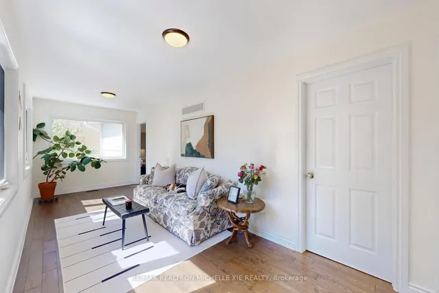 Additional image 21 of 12 Addison Cres