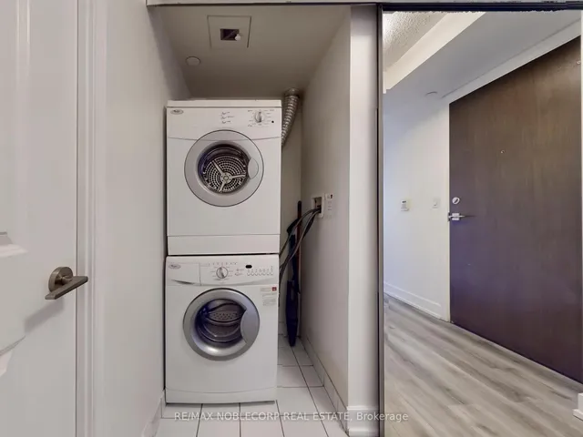 Additional image 23 of 2 Eva Rd Unit 1929