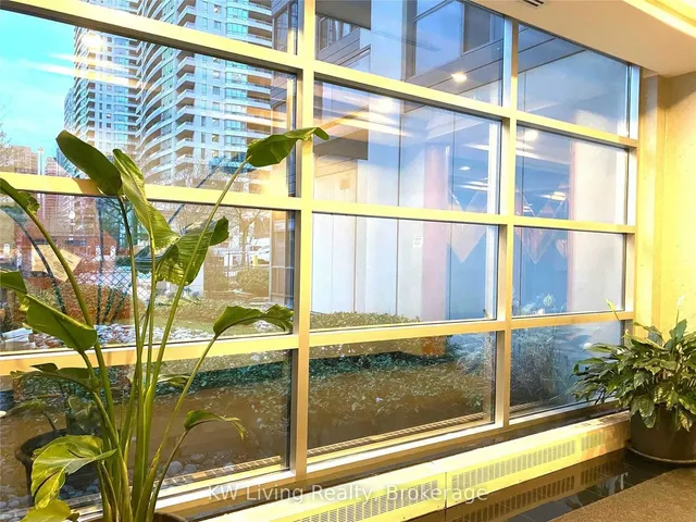 Additional image 22 of 28 Hollywood Ave Unit 411