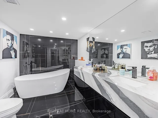 Additional image 28 of 1166 Bay St Unit 401