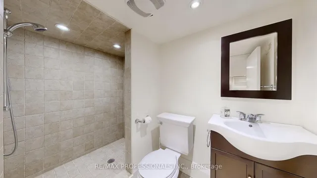 Additional image 32 of 49 Albert Ave