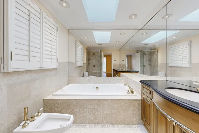 Additional image 22 of 58 Cosmic Dr