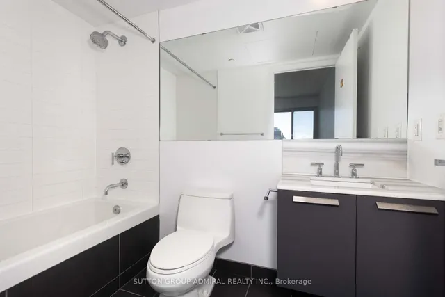 Additional image 15 of 42 Charles St Unit 4403