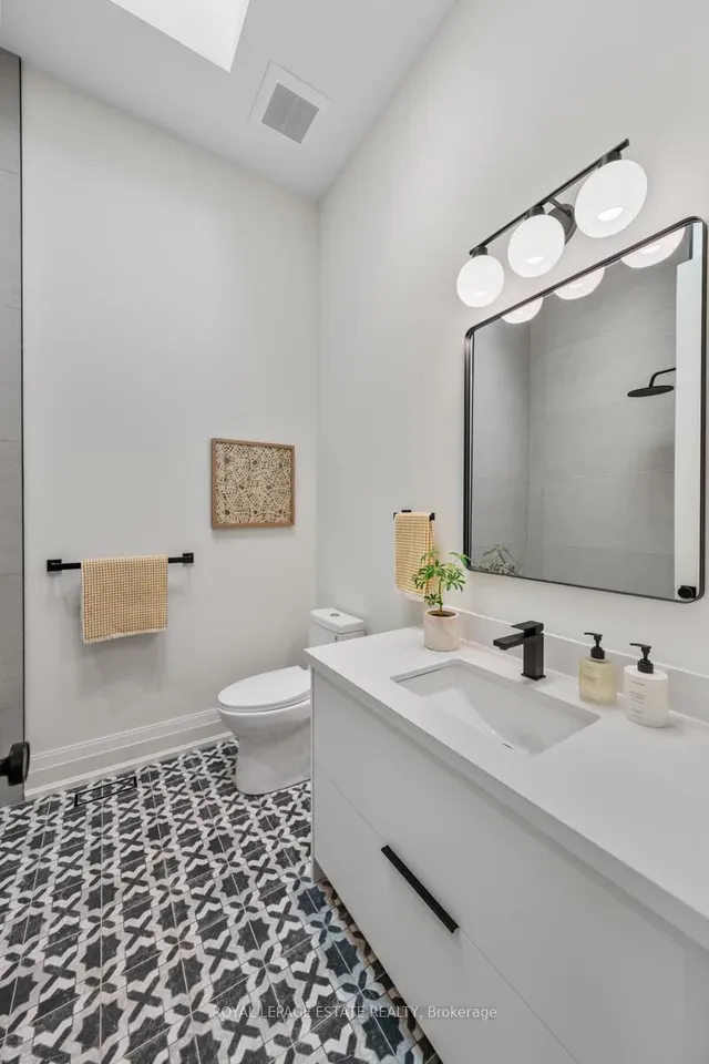 Additional image 28 of 21 Glen Davis Cres