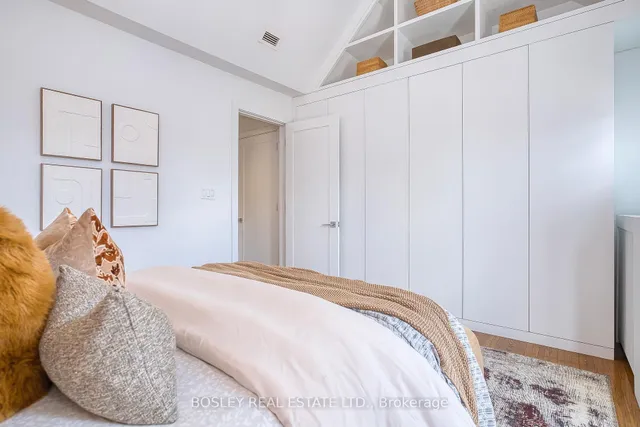 Additional image 37 of 10 Herman Ave