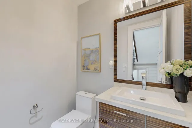 Additional image 17 of 122 Parkview Ave