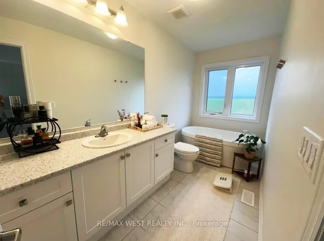 Additional image 11 of 192 broadacre Dr