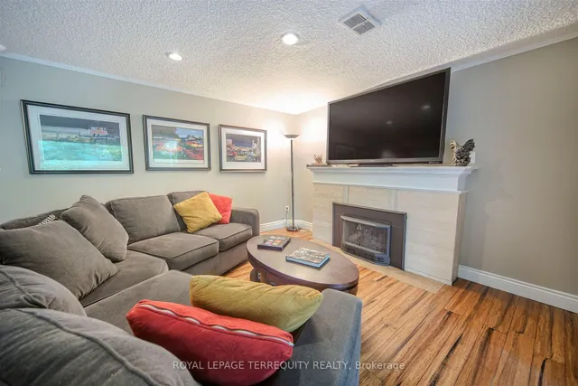 Additional image 31 of 92 Saskatoon Dr