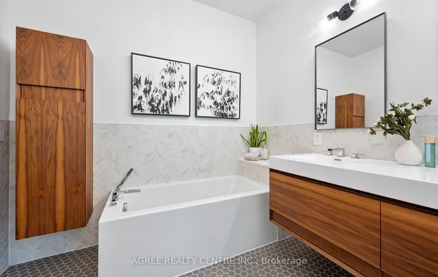 Additional image 26 of 179 Glengarry Ave