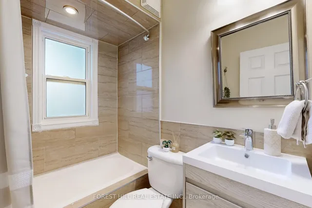 Additional image 23 of 14 Ilfracombe Cres