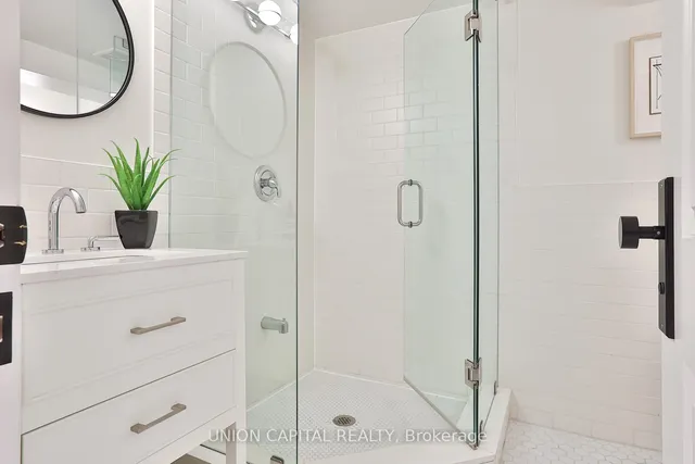 Additional image 40 of 16 Lytton Blvd