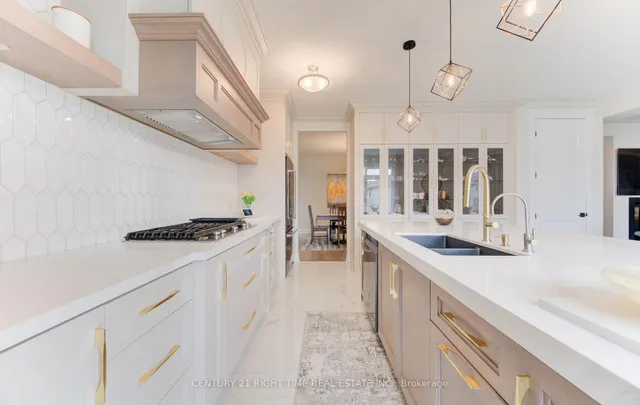 Additional image 12 of 546 Bridgemill Cres