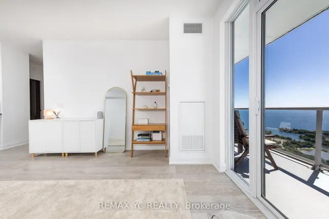 Additional image 16 of 56 Annie Craig Dr Unit 3904