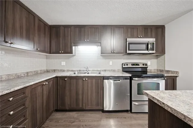Additional image 6 of 236 Rachel Cres Unit G