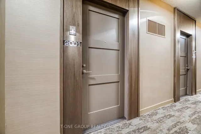 Additional image 5 of 300 Front St Unit 2001