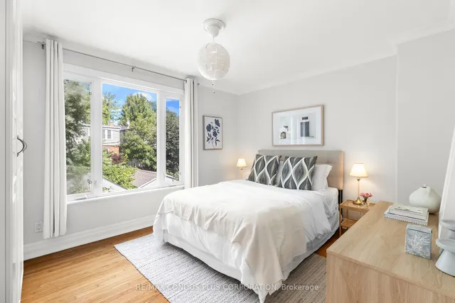 Additional image 15 of 54 Robbins Ave