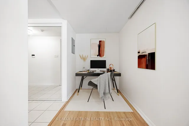 Additional image 6 of 38 Grenville St Unit 707