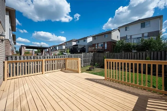 Additional image 38 of 51 Peach Blossom Cres