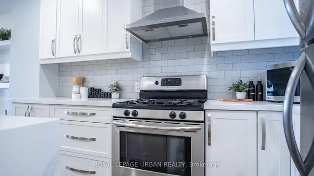 Additional image 12 of 1598 Dufferin St