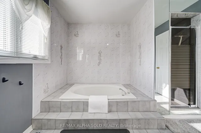 Additional image 40 of 360 Goldhawk Tr