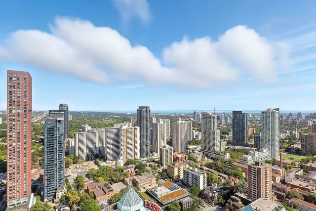 Additional image 21 of 110 Charles St Unit 4207