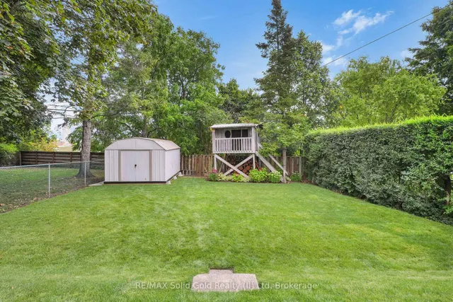 Additional image 32 of 142 Lancaster St