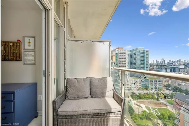 Additional image 19 of 85 East Liberty St Unit 1712