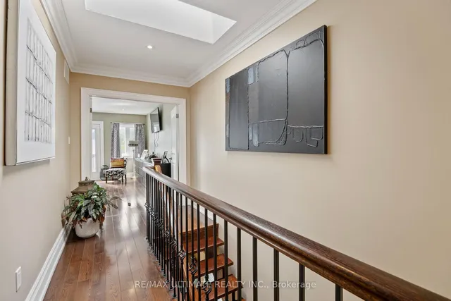 Additional image 20 of 23 Seneca Ave