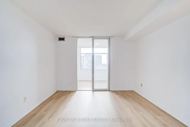 Additional image 22 of 88 Alton Towers Circ Unit 1501