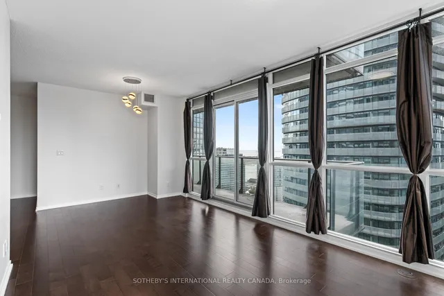 Additional image 19 of 55 Bremner Blvd Unit 2701