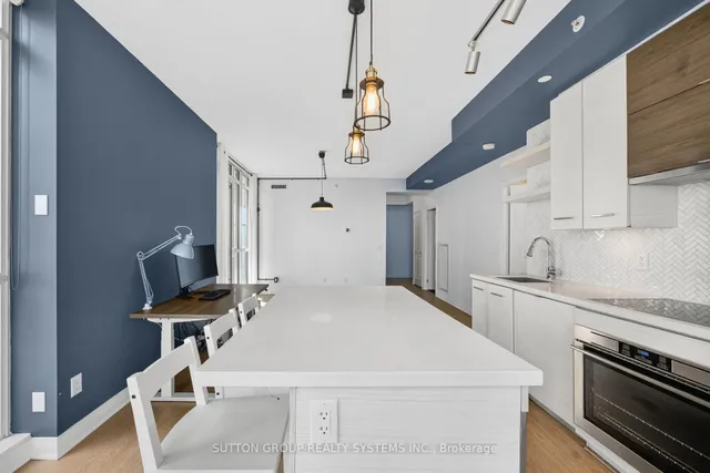 Additional image 19 of 60 Annie Craig Dr Unit 815