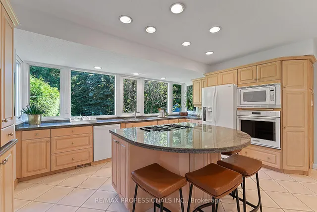 Additional image 14 of 28 Colwood Rd