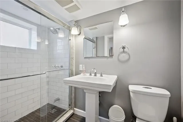 Additional image 31 of 123 Strange St