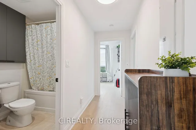 Additional image 18 of 18 Holmes Ave Unit UPH02