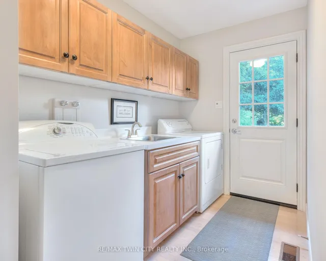 Additional image 23 of 19 Huntingwood Crt