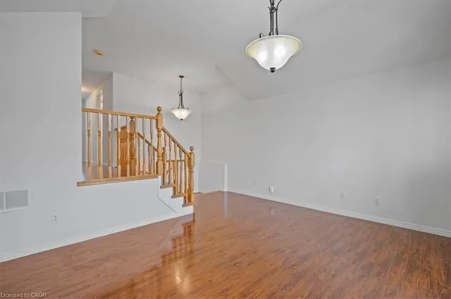 Additional image 21 of 51 Peach Blossom Cres