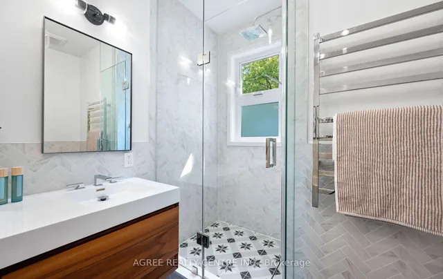 Additional image 25 of 179 Glengarry Ave